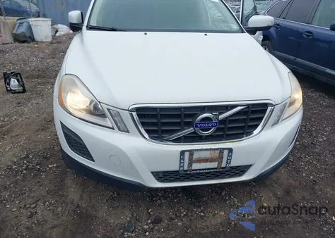 2012 Volvo Xc60 T6/T6 Platinum/T6 Premier Plus/T6 R-Design/T6 R-Design Platinum/T6 R-Design Premier Plus from USA, damaged, VIN YV4902DZ8C2308275